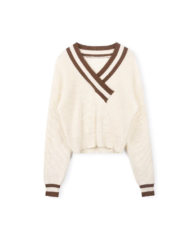 Great Deal Knit V-neck Top WIth Contrasting Details