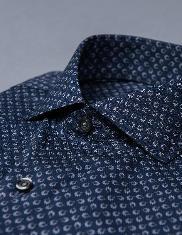 Super Deal Navy Feather Print