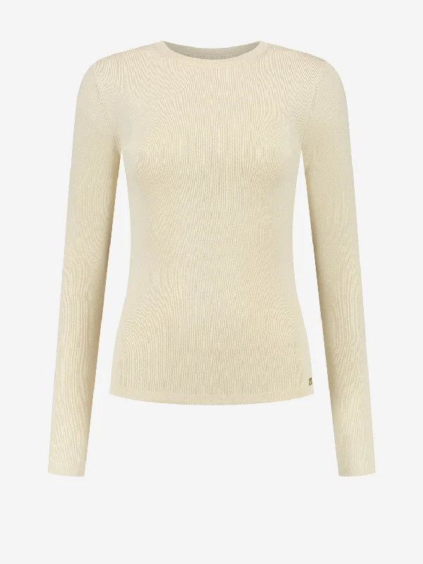 Weekend Specials to Relish Jolie top vanila