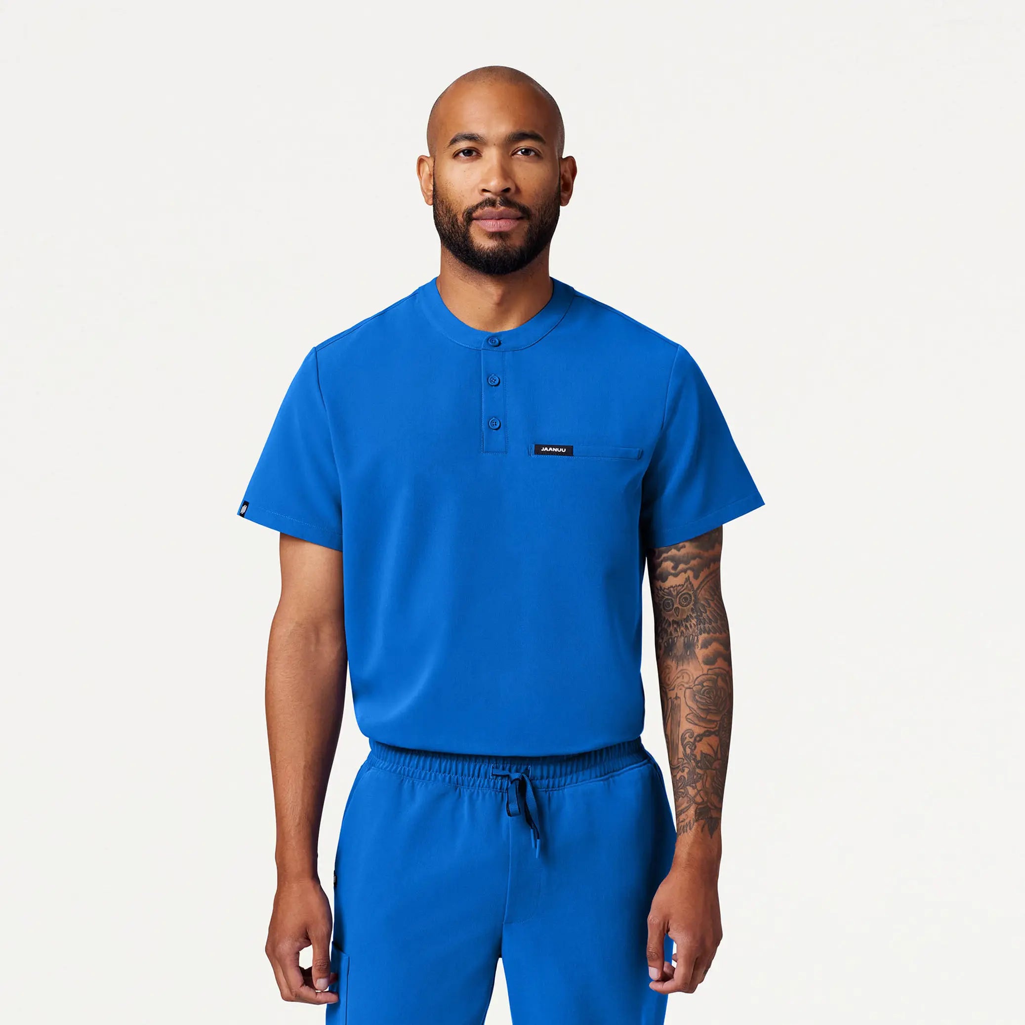 Price Fest Jaanuu Men's Reeve Henley Scrub Top - Royal Blue
