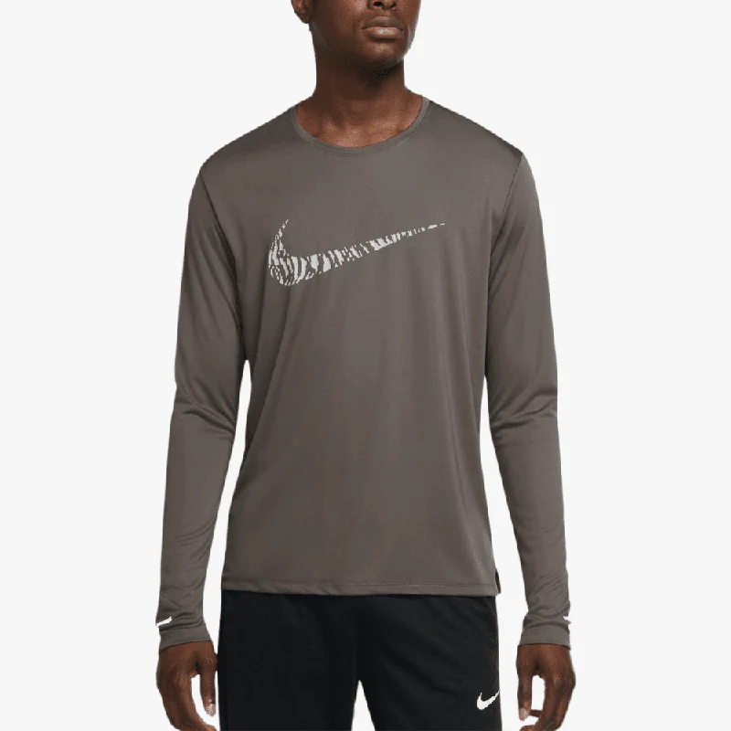 Instant Discount Nike Mens Dri Fit Uv Run Long Sleeve Top Taupe