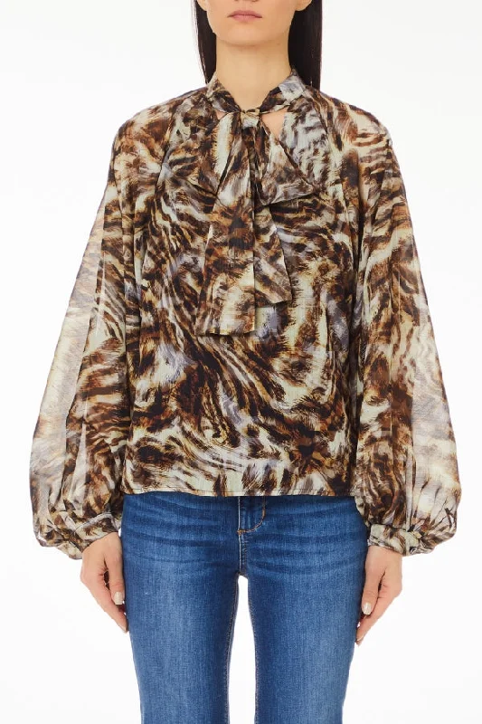Weekend Deals That Dazzle TUNICA TS NAV