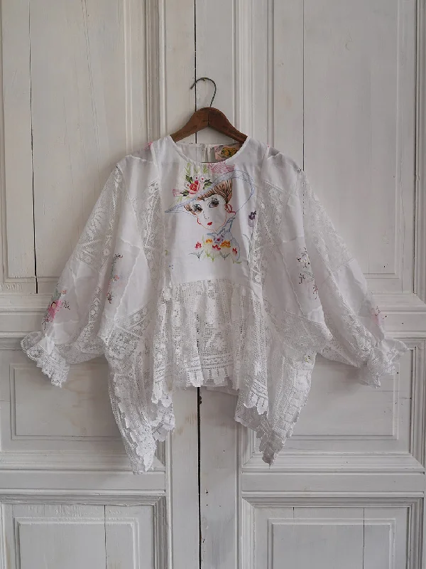 Weekend Deals That Spark Unlogical Poem Retro Style Floral Embroidered Patchwork Lace Blouse