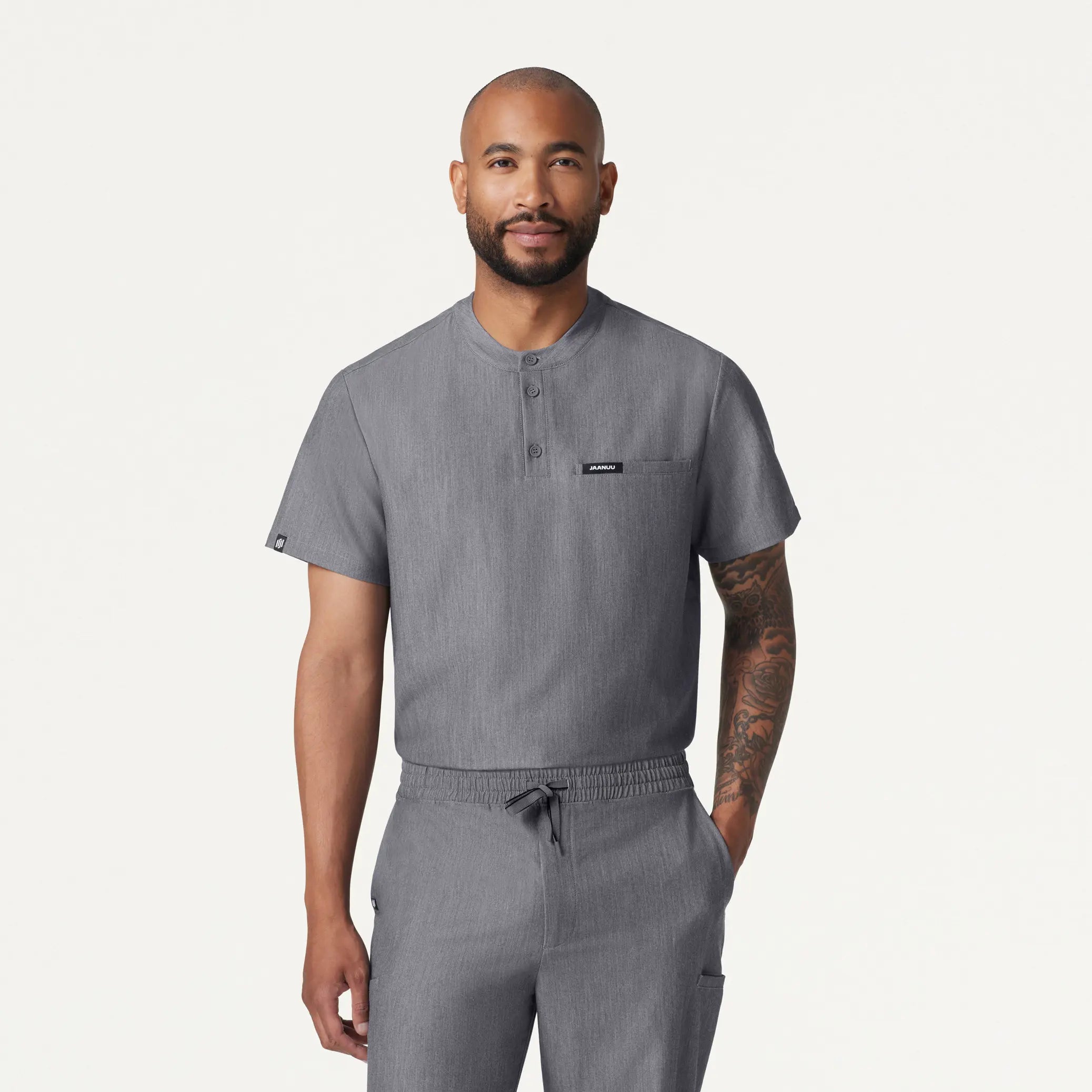 Loyalty Reward Jaanuu Men's Reeve Henley Scrub Top - Heather Gray