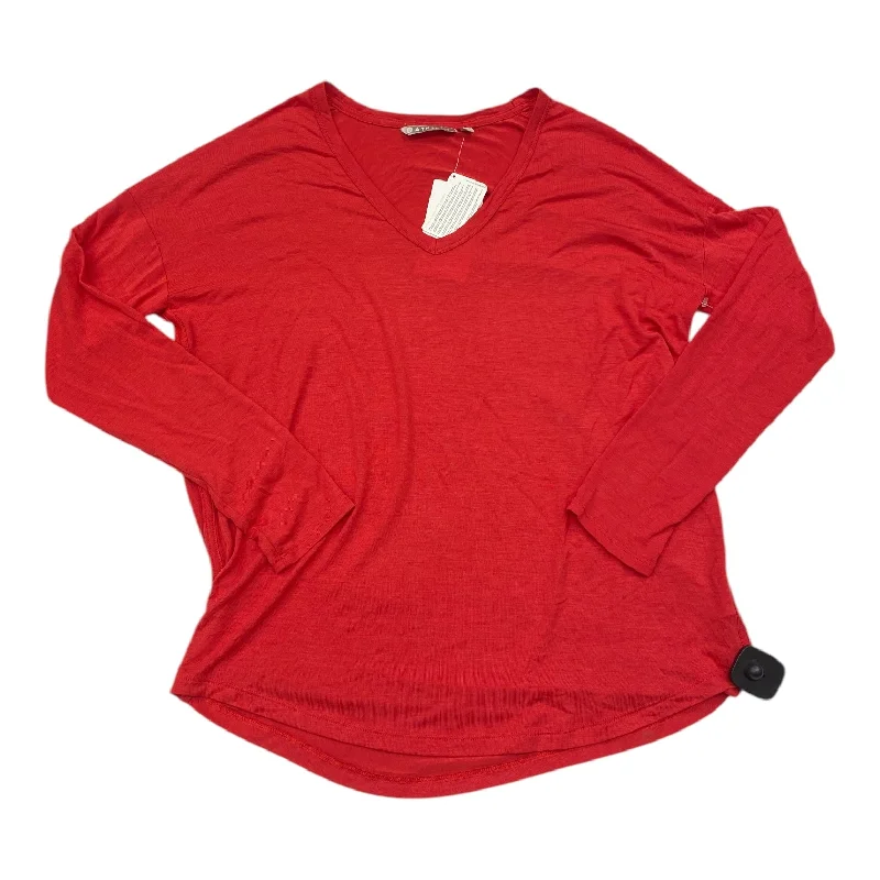Mega Discount Athletic Top Long Sleeve Crewneck By Athleta In Red, Size: M