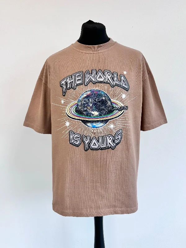 Brown Heavyweight Planet T-shirt.