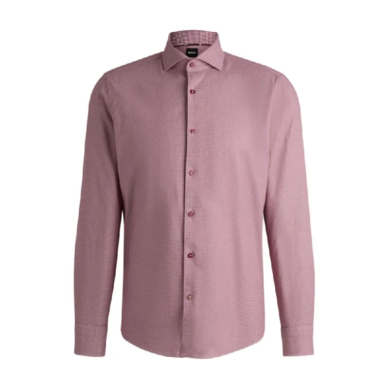 Casual-fit shirt in structured cotton with spread collar