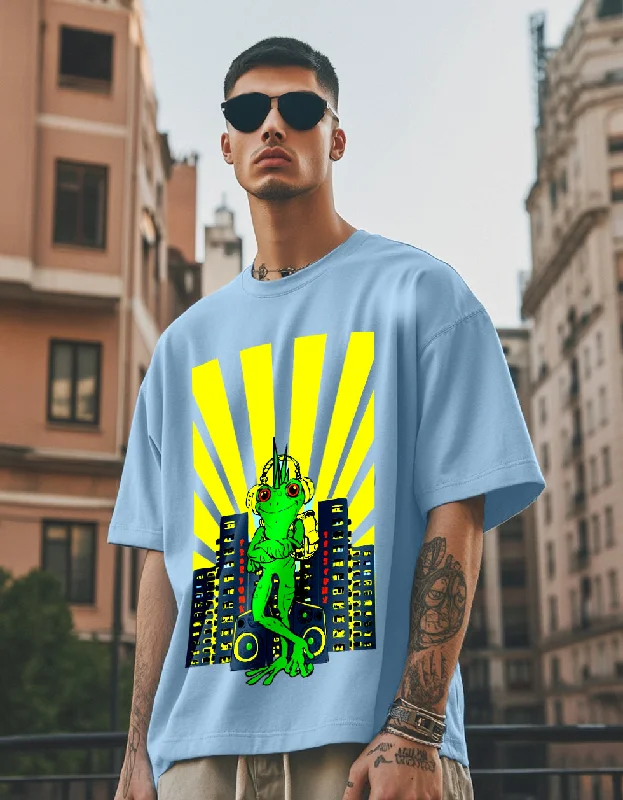 Limited Stock Blue Frog Oversized Chest Graphic Printed Tshirt