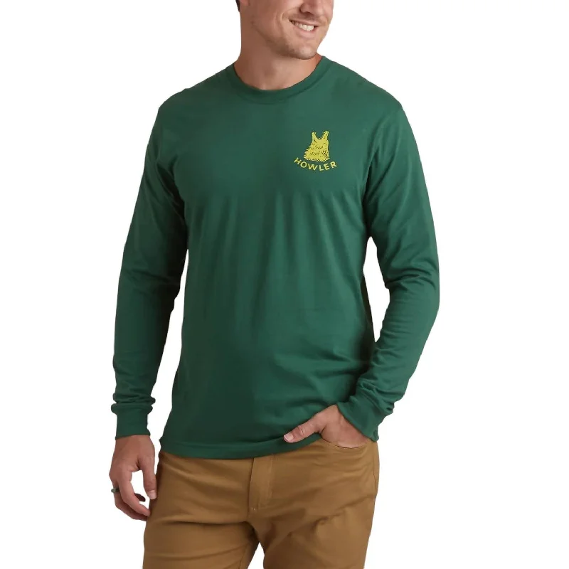 Coyote Longsleeve T-Shirt In Forest Green