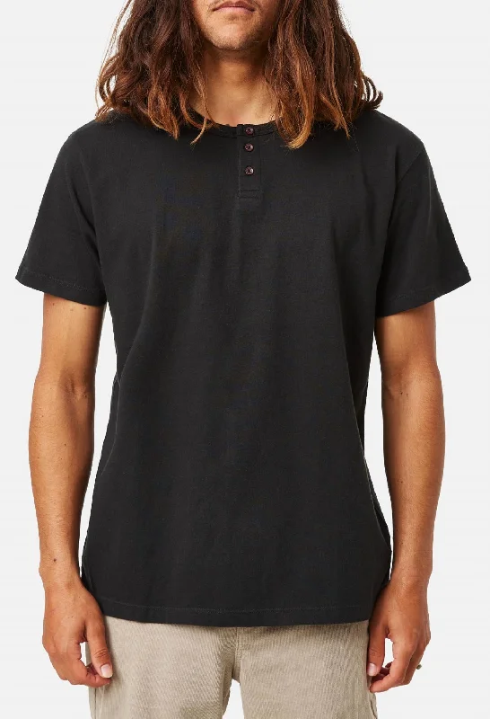 Mesa Henley Shirt In Black