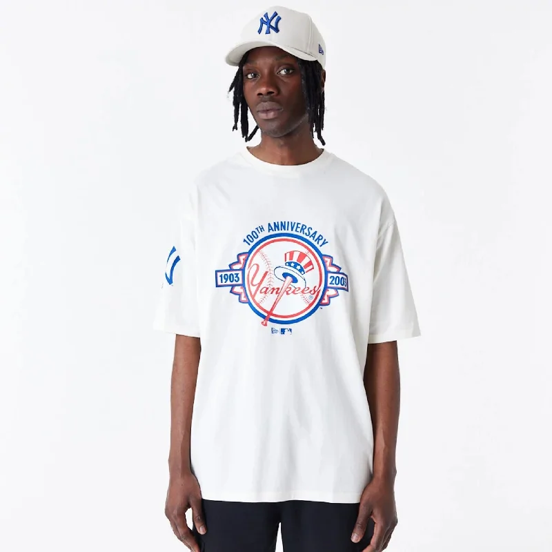 New York Yankees MLB Anniversary White Oversized T-Shirt