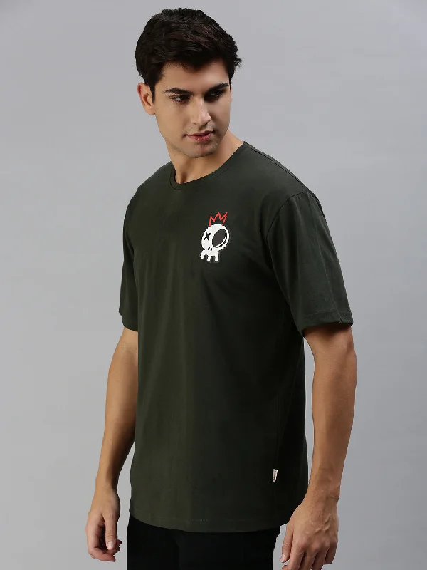 Loyalty Reward Skull Olive Oversized Pocket Graphic Printed Tshirt