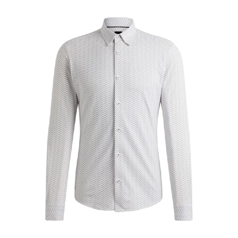 Slim-fit shirt in patterned performance-stretch fabric