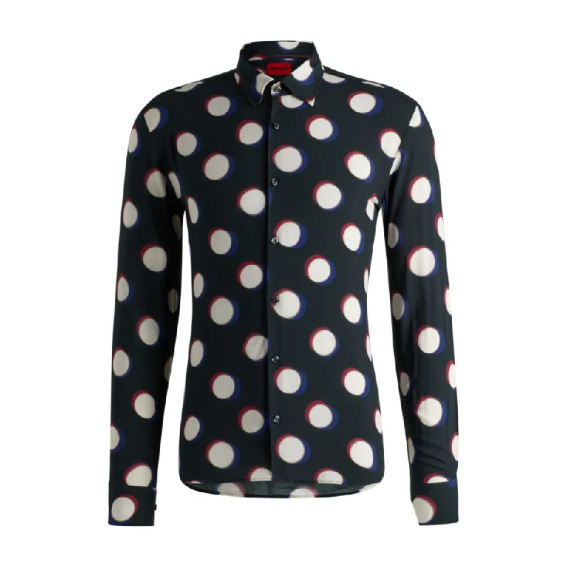 Slim-fit shirt with Kent collar in seasonal print