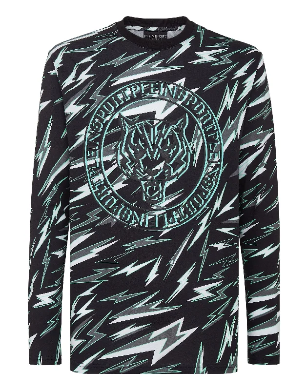 Weekend Savings Spree T-shirt Round Neck LS Tiger
