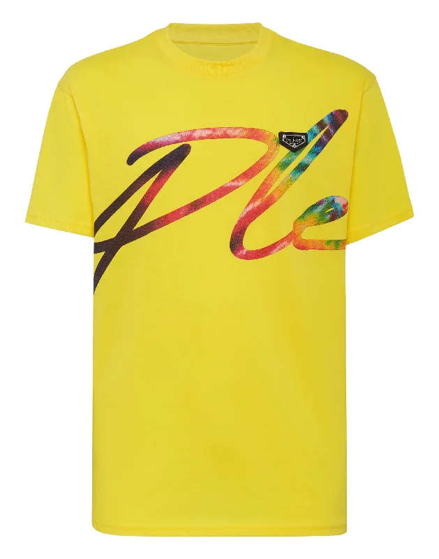 Weekend Bargains to Love T-shirt Round Neck SS Signature