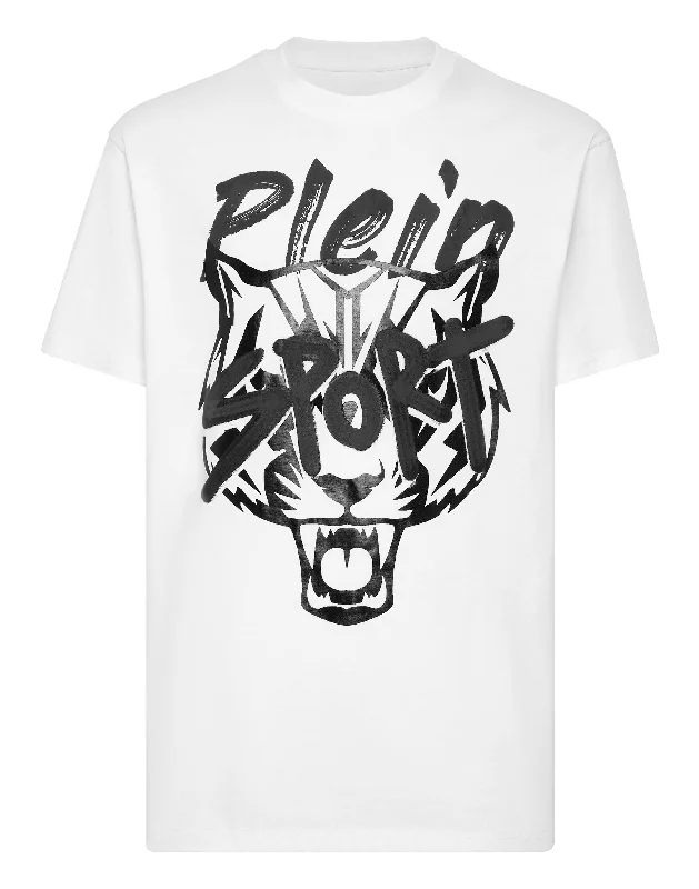 Weekend Offers That Sizzle T-shirt Round Neck Stencil Tiger Street Fighter