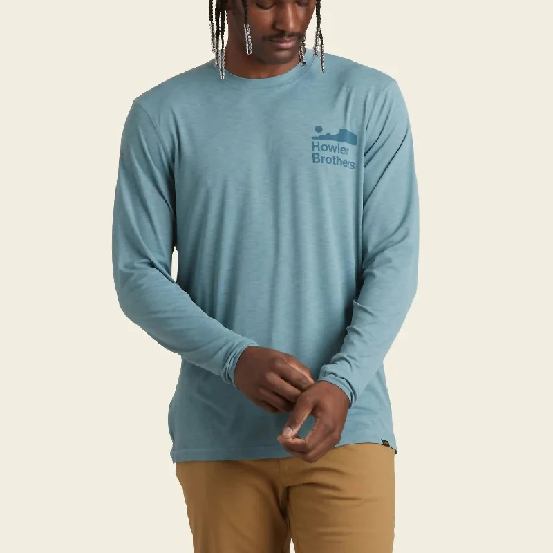 Weekend Wonders Await! Tech Top In Smoked Blue