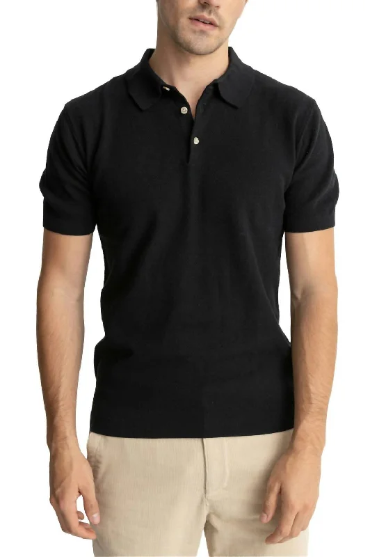 Textured Knit Short Sleeve Polo In Black