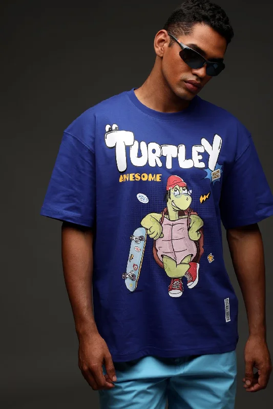 Weekend Discounts to Delight Turtley Oversized T-shirt