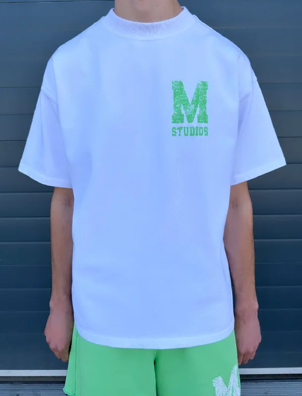 White Heavyweight M T-shirt.