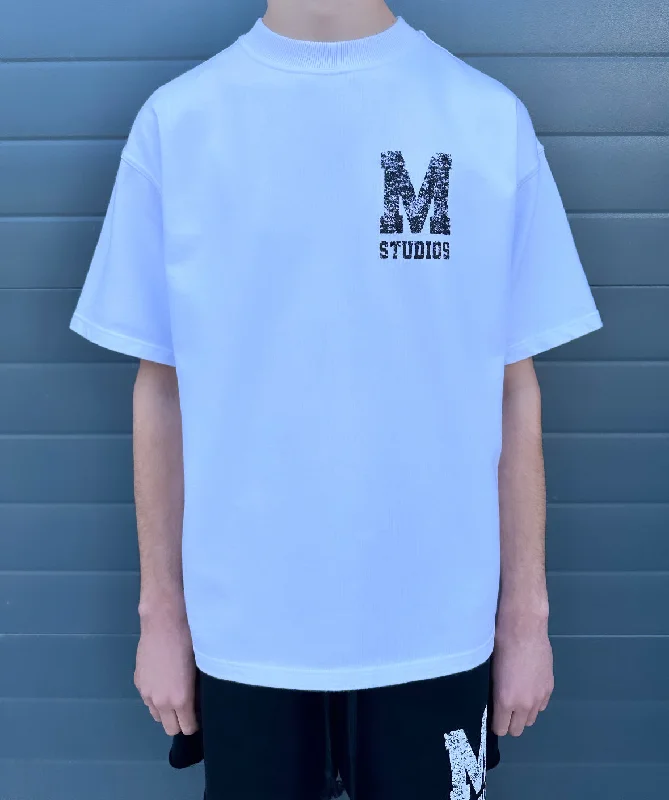 White Heavyweight M T-shirt.